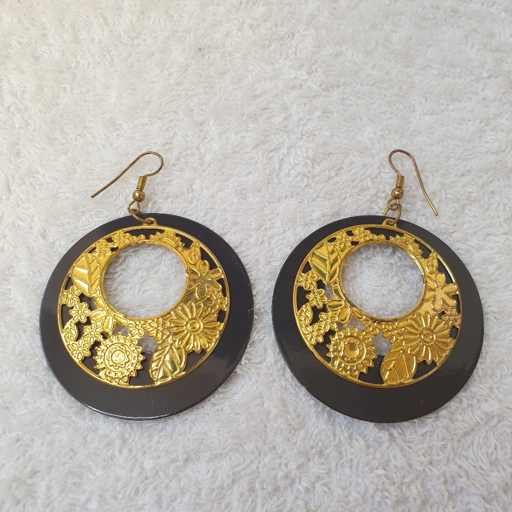 Double hoop dangle earrings